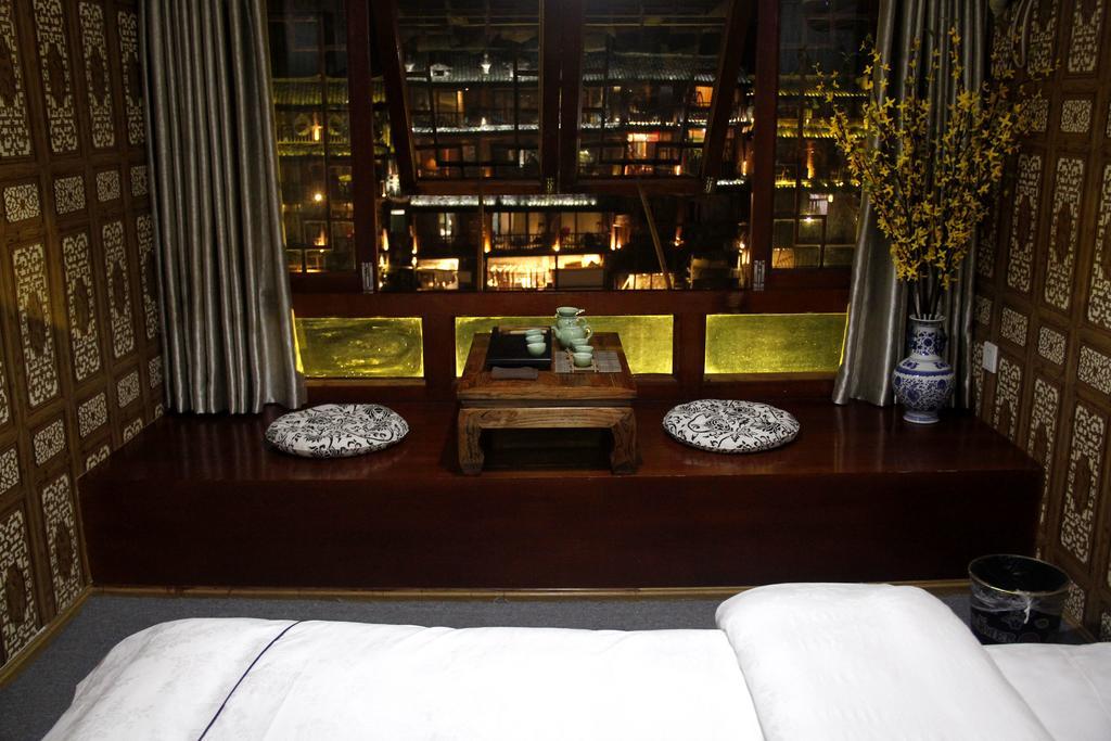 Fenghuang 1St Apartment Extérieur photo