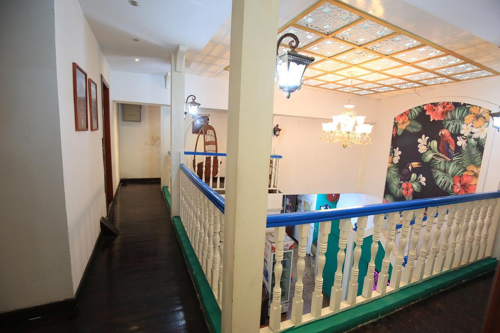 Fenghuang 1St Apartment Extérieur photo