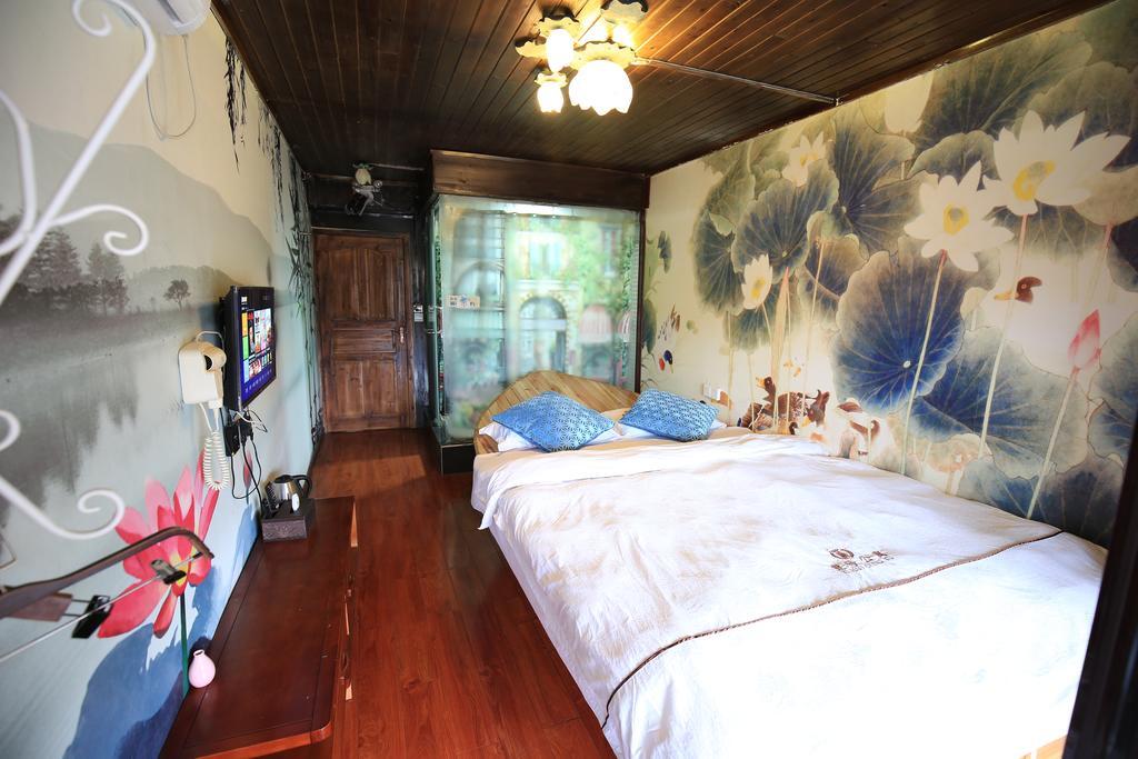 Fenghuang 1St Apartment Extérieur photo